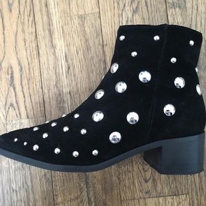 Kenneth Cole Black Studded Bootie Size 7